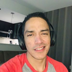 Meet your Posher, Teo